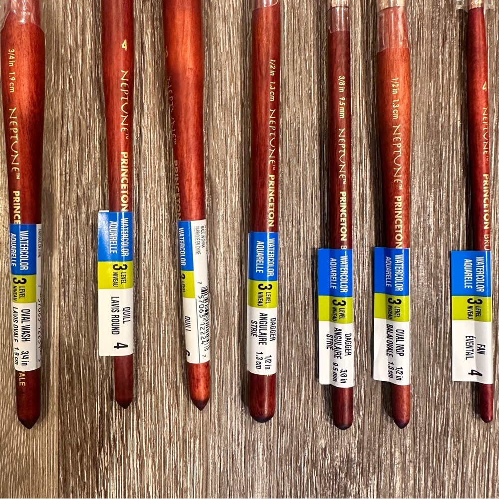Arches Watercolor Paper and Paintbrush Set - Picture 7 of 9